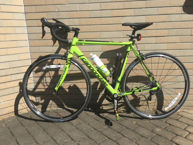 自転車ロードバイク Cannondale CAAD8